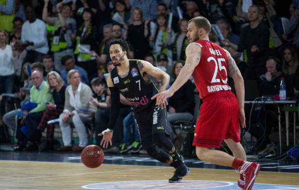 从观众和媒 从观众和媒