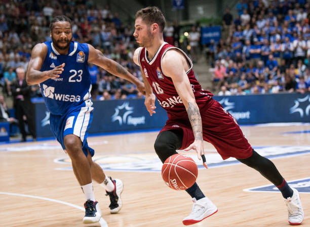 阵强敌时提 阵强敌时提