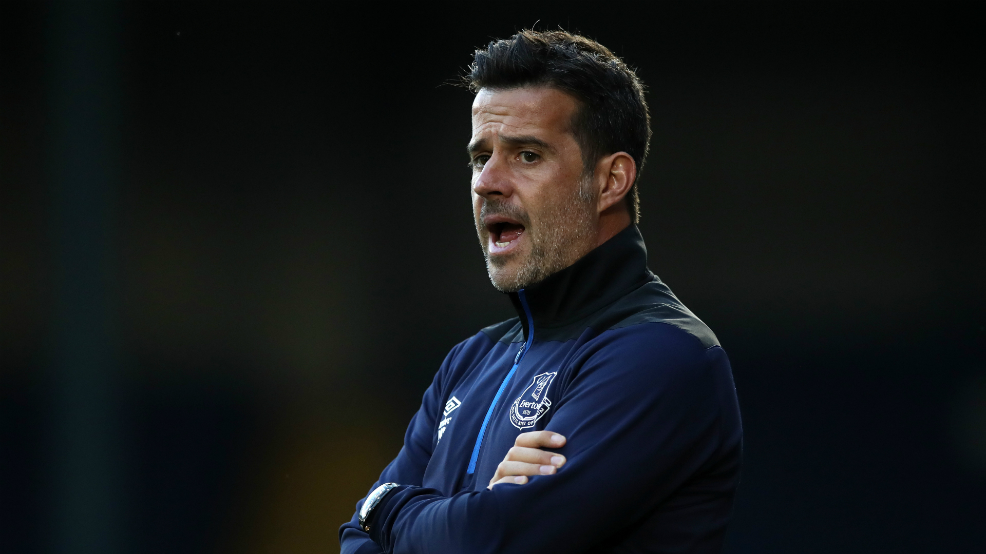 斯错失点球 斯错失点球